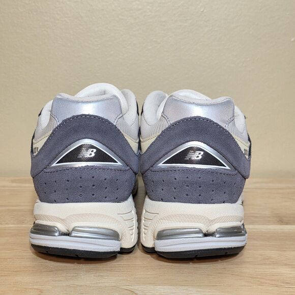New Balance 2002R Magnet Timberwolf Gray Beige Shoes M2002RSH Men\'s Size 9.5